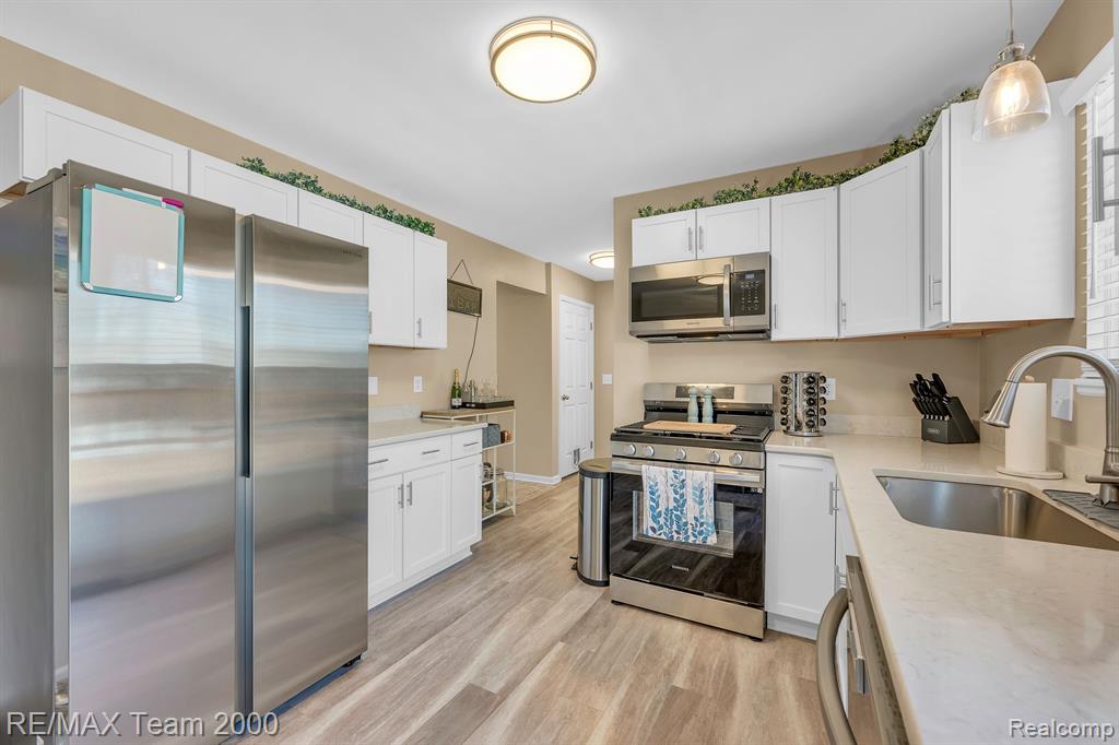 2756 TIM Avenue, Brighton, MI 48114 — Photo 11