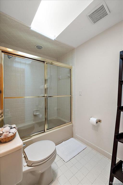5385 POND BLUFF Drive, West Bloomfield, MI 48323 — Photo 61