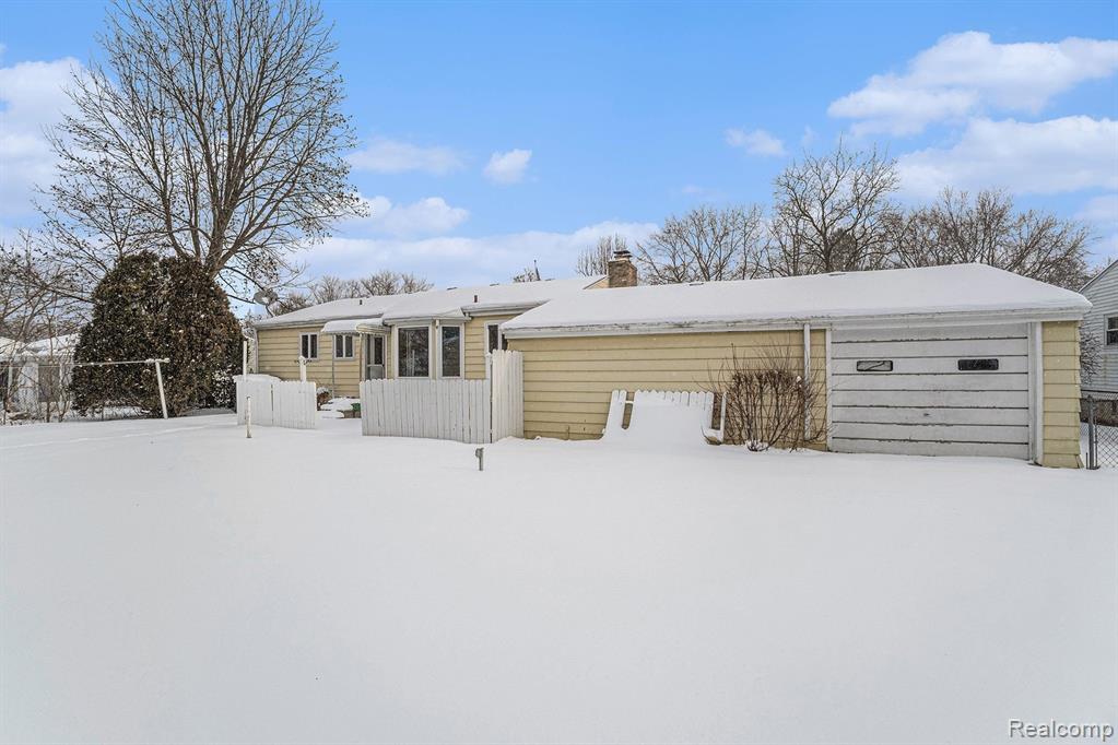 4418 Ashlawn Drive, Flint, MI 48507 — Photo 3