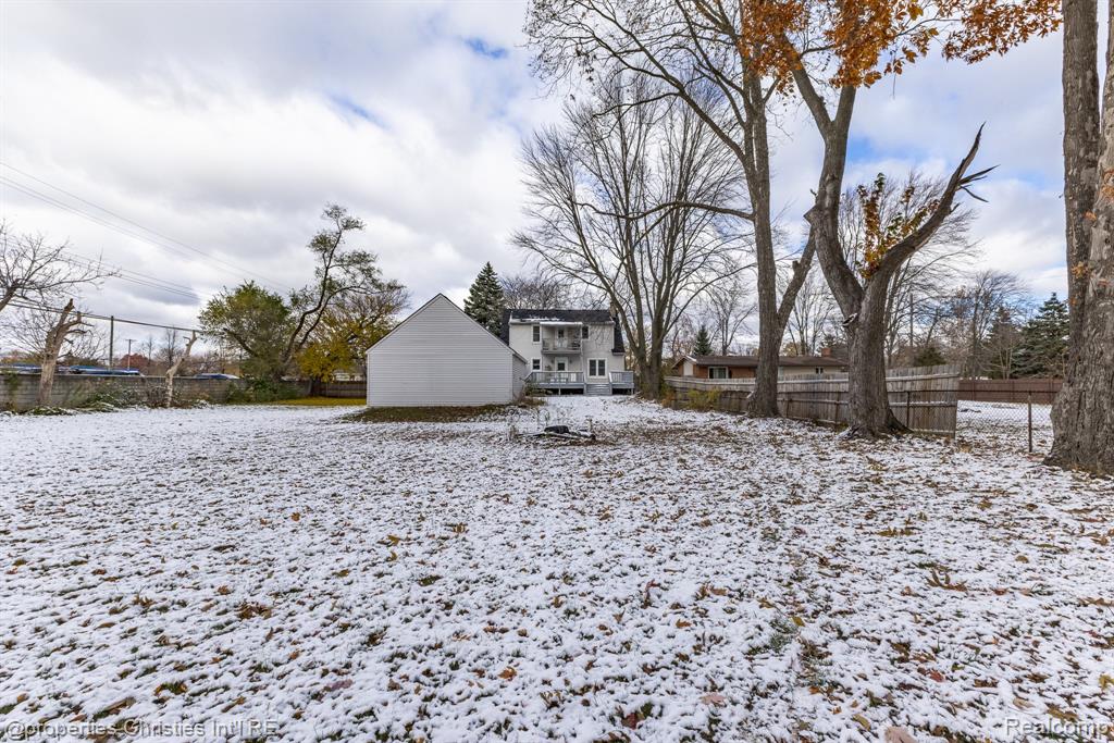 8056 Dawn Drive, Sterling Heights, MI 48314 — Photo 38