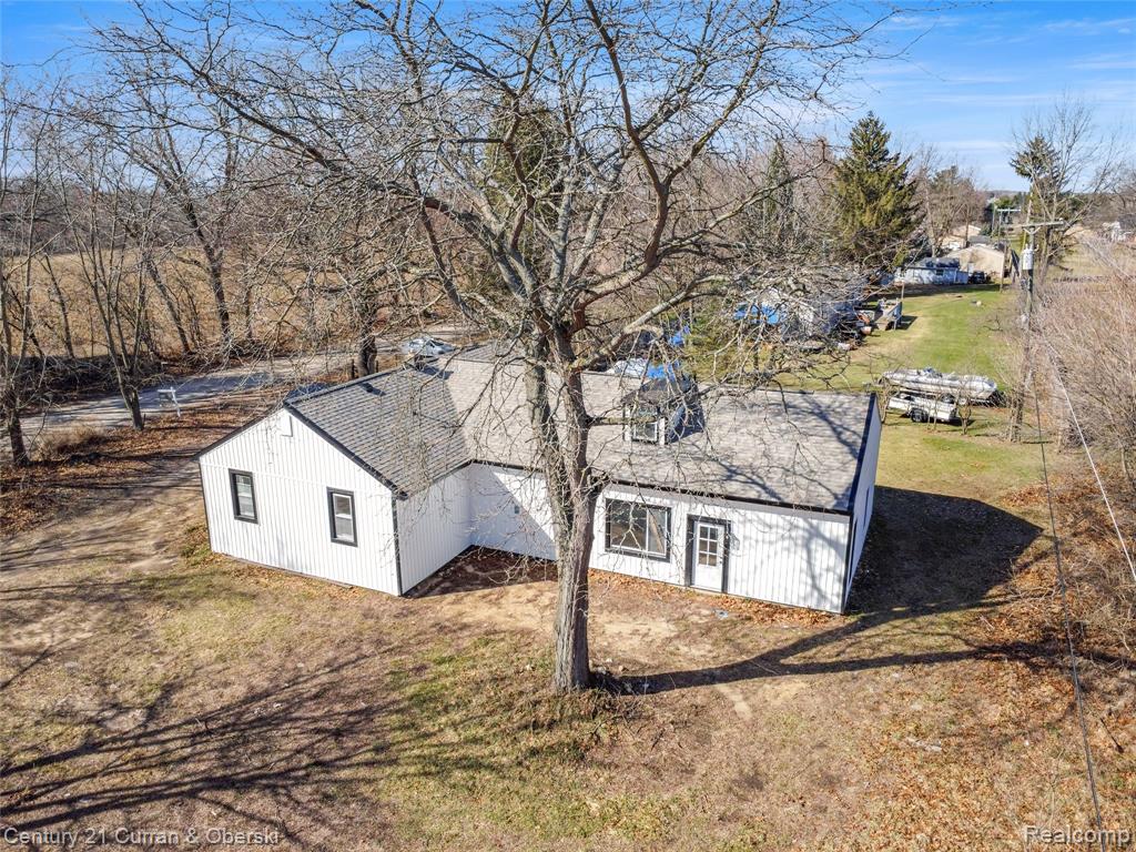 4296 Burgess Road, Pinckney, MI 48169 — Photo 36