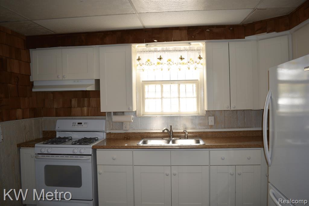 4221 FULLERTON Street, Detroit, MI 48238 — Photo 19