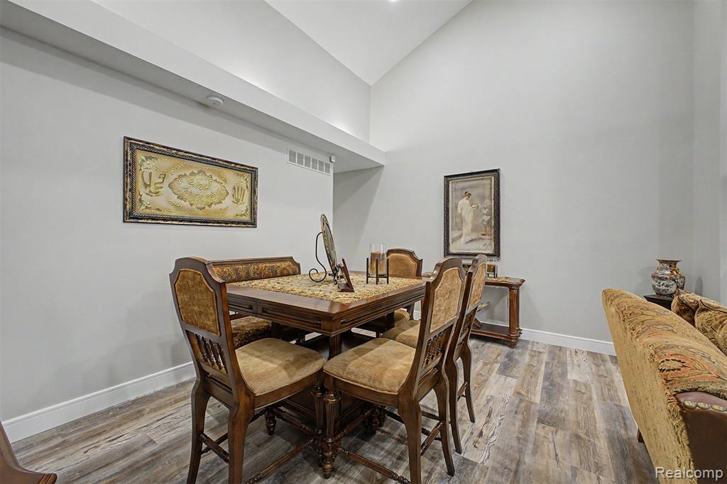 816 N Beech Daly Road, Dearborn Heights, MI 48127 — Photo 11