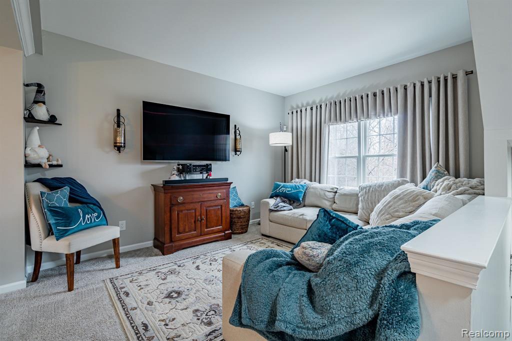 784 Eagle Drive, # 20, Fenton, MI 48430 — Photo 27