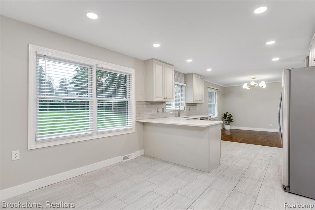 2784 Aldgate Drive, Bloomfield Hills, MI 48304 — Photo 11