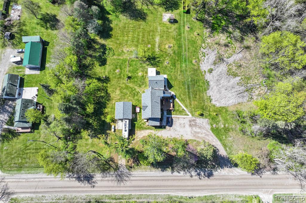 11472 E Lippincott Boulevard, Davison, MI 48423 — Photo 41
