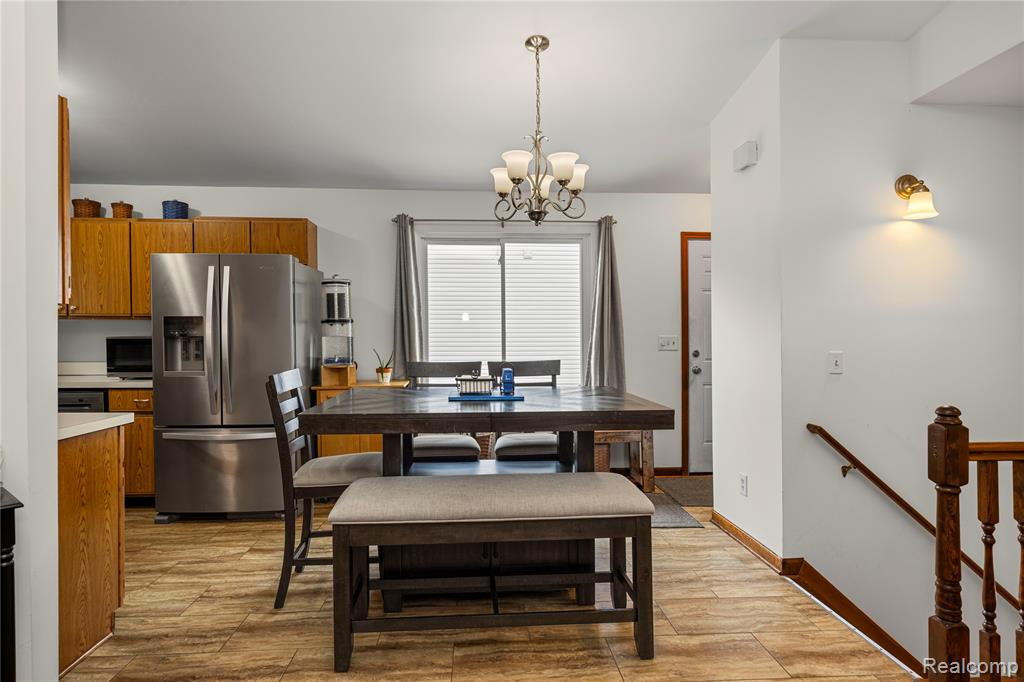 9085 Deering Street, Livonia, MI 48150 — Photo 9