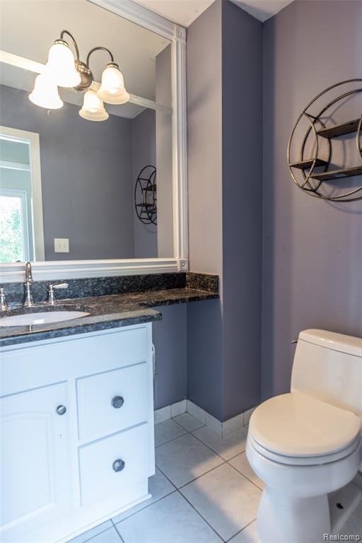 7337 Oak Tree Drive, West Bloomfield, MI — Photo 15