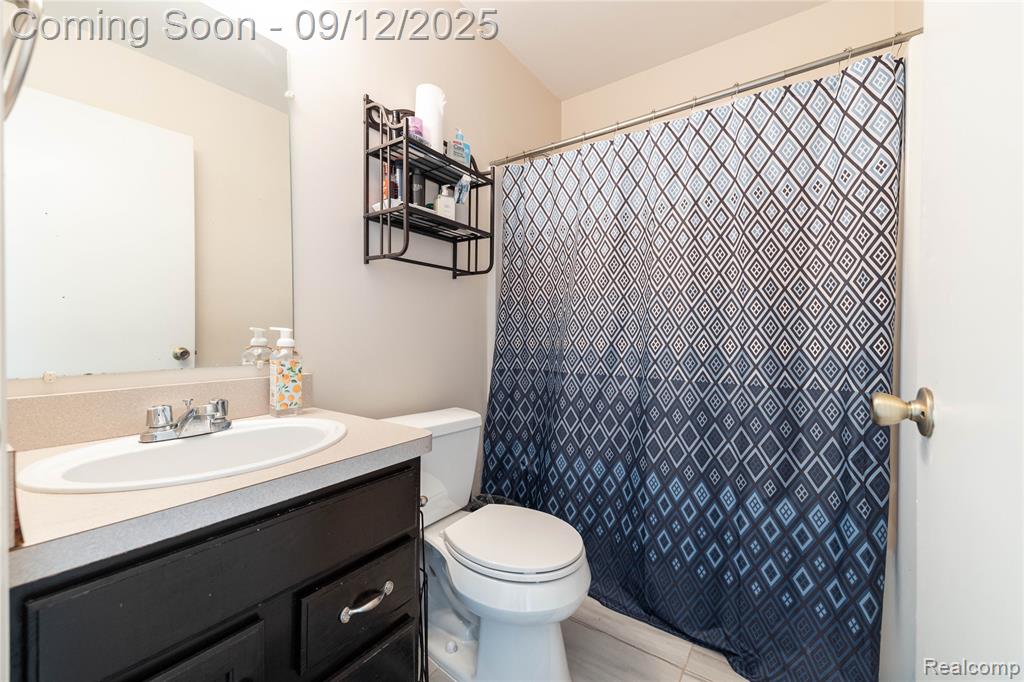 5129 Blue Spruce Drive, Ypsilanti, MI 48197 — Photo 31