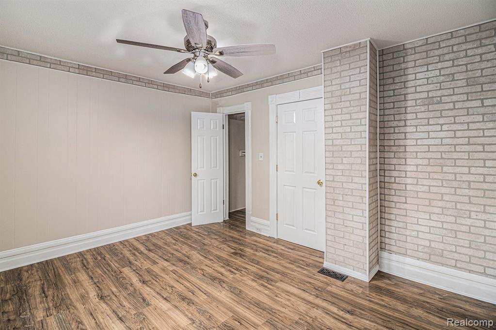 2048 Clarkdale Street, Detroit, MI 48209 — Photo 19