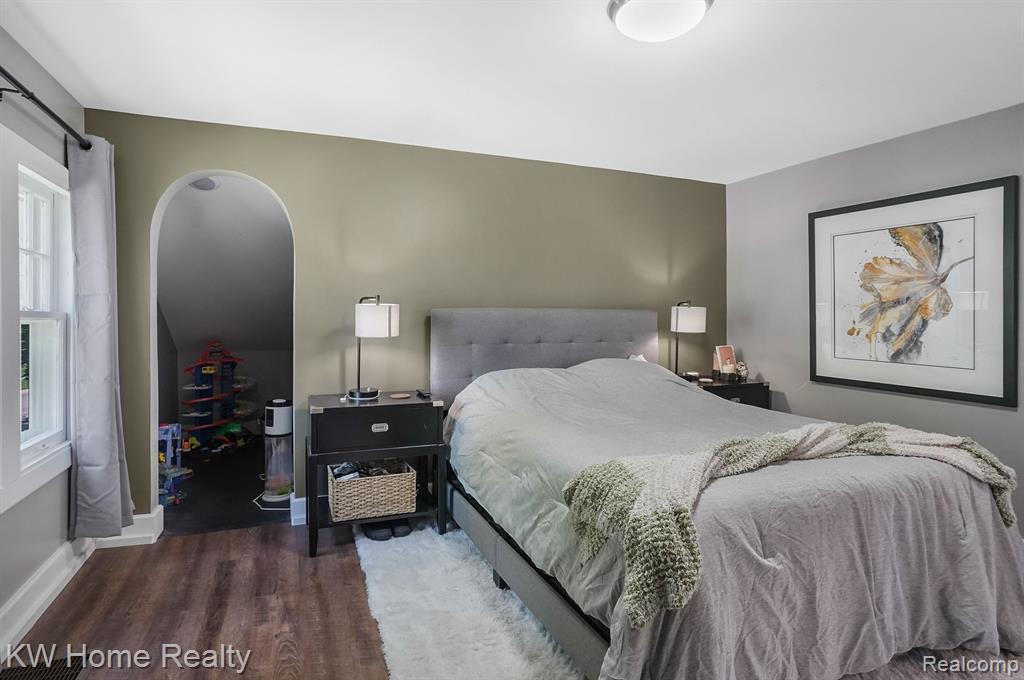 207 E SHERMAN Street, Holly, MI 48442 — Photo 14
