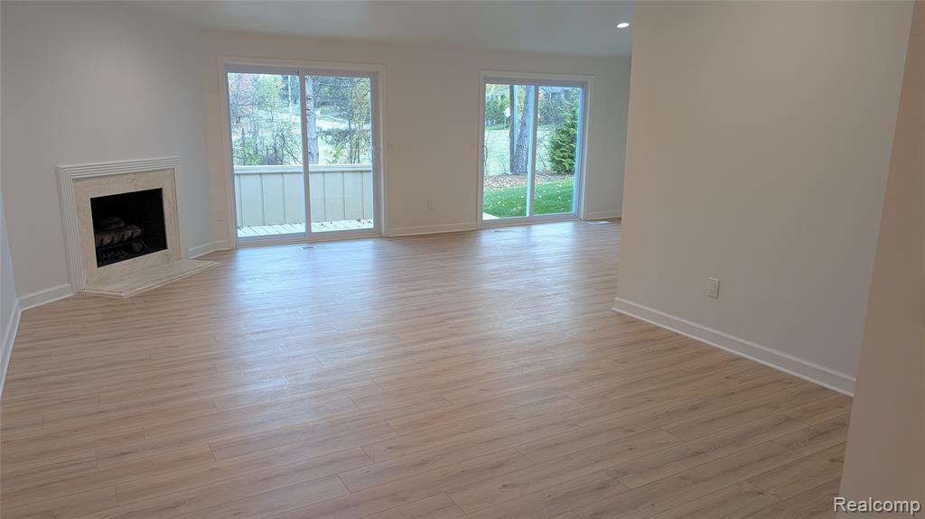 2014 Waldons Court S, West Bloomfield, MI — Photo 5