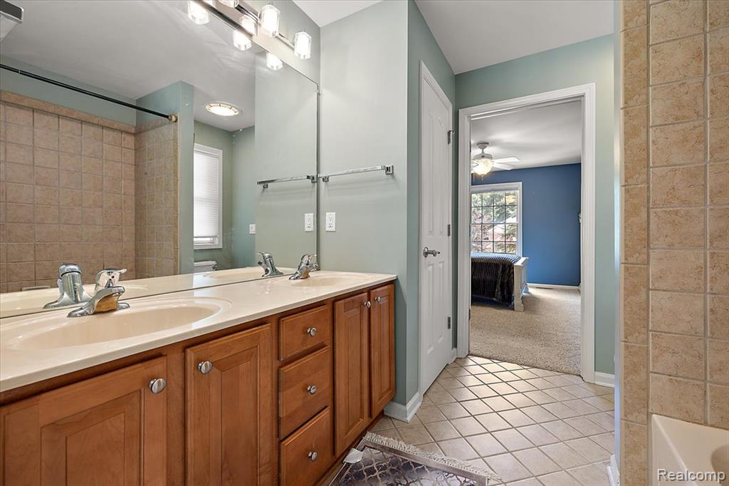 8507 Newbury Court N, Canton, MI 48187 — Photo 49