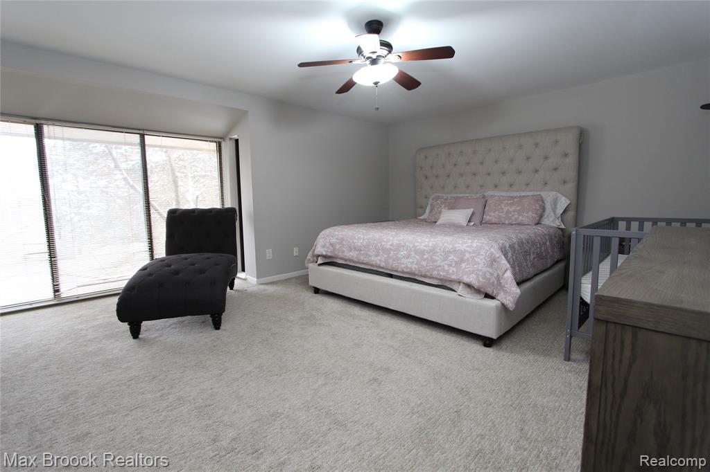 7338 Creek View Court, West Bloomfield, MI — Photo 14