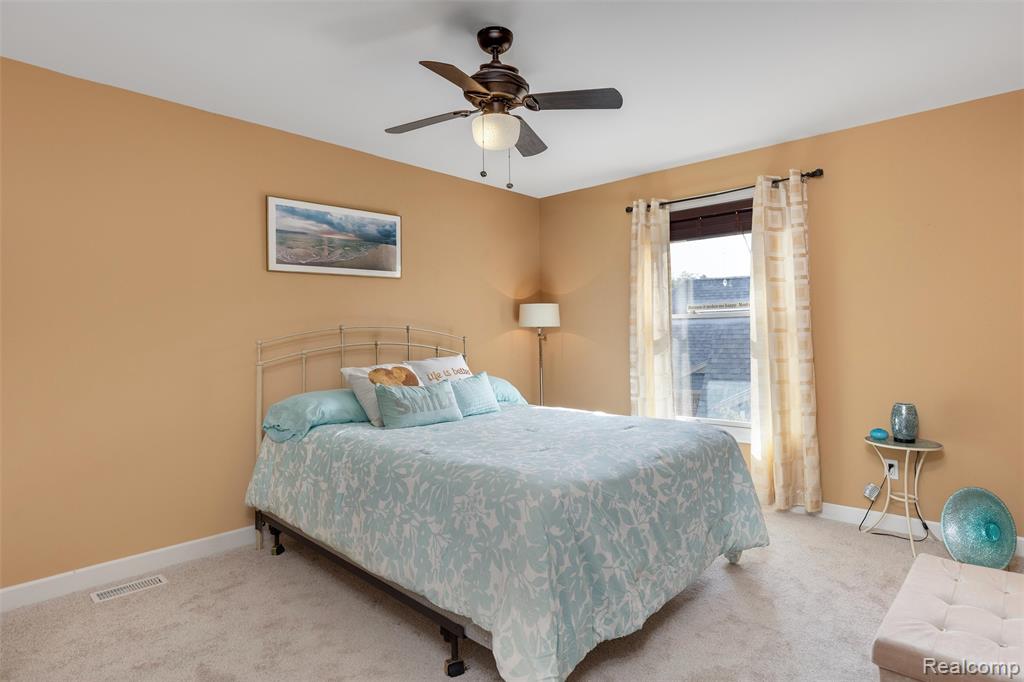 4687 Oakhurst Ridge Road, Clarkston, MI 48348 — Photo 28