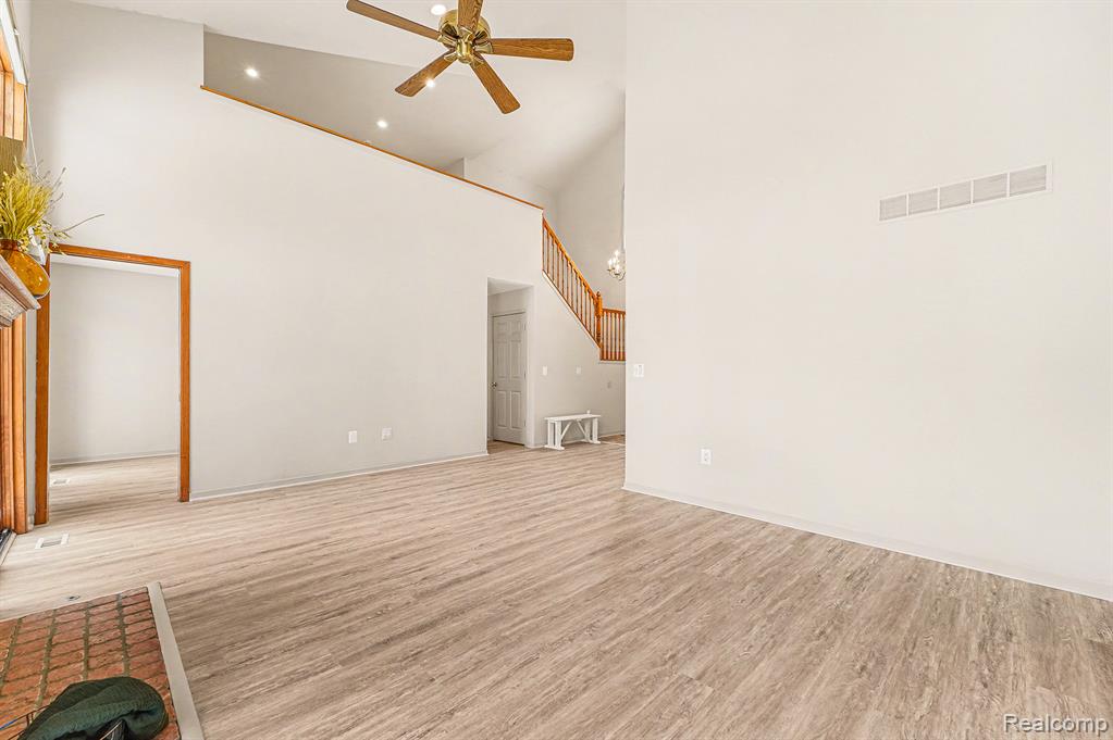 4977 Briarwood Circle, West Bloomfield, MI 48323 — Photo 9