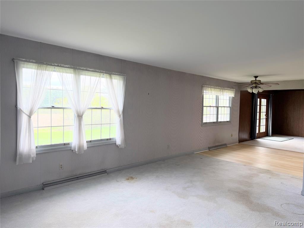 8079 Farley Road, Pinckney, MI 48169 — Photo 7