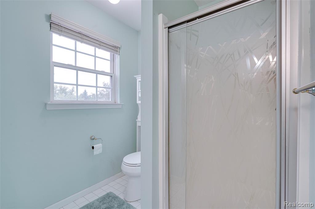 834 Natures Cove Court, Wixom, MI — Photo 33