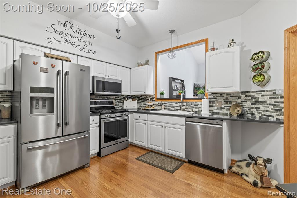 5580 Elmhurst Drive, Trenton, MI 48183 — Photo 9