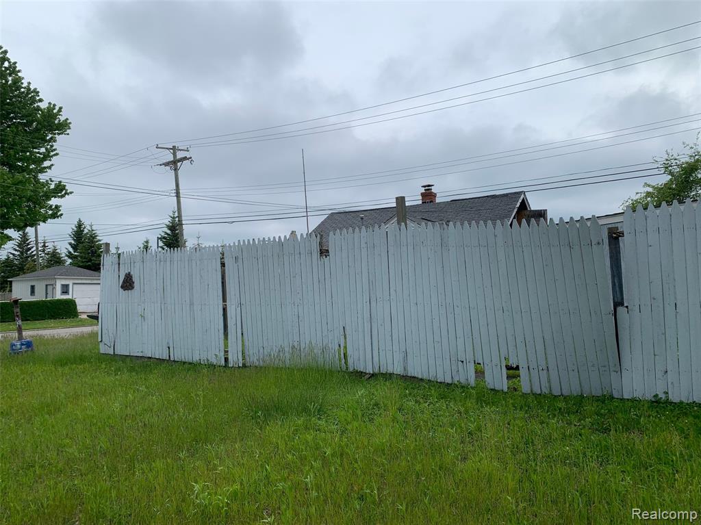 321 17th Street, Port Huron, MI 48060 — Photo 8