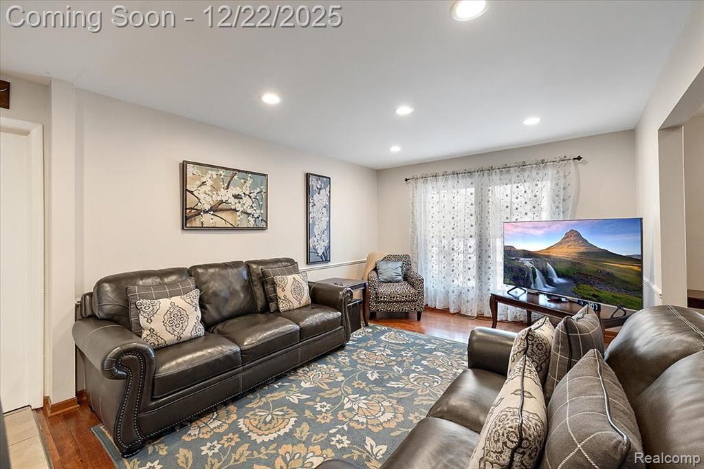 4250 Greenstown Drive, West Bloomfield, MI 48323 — Photo 29