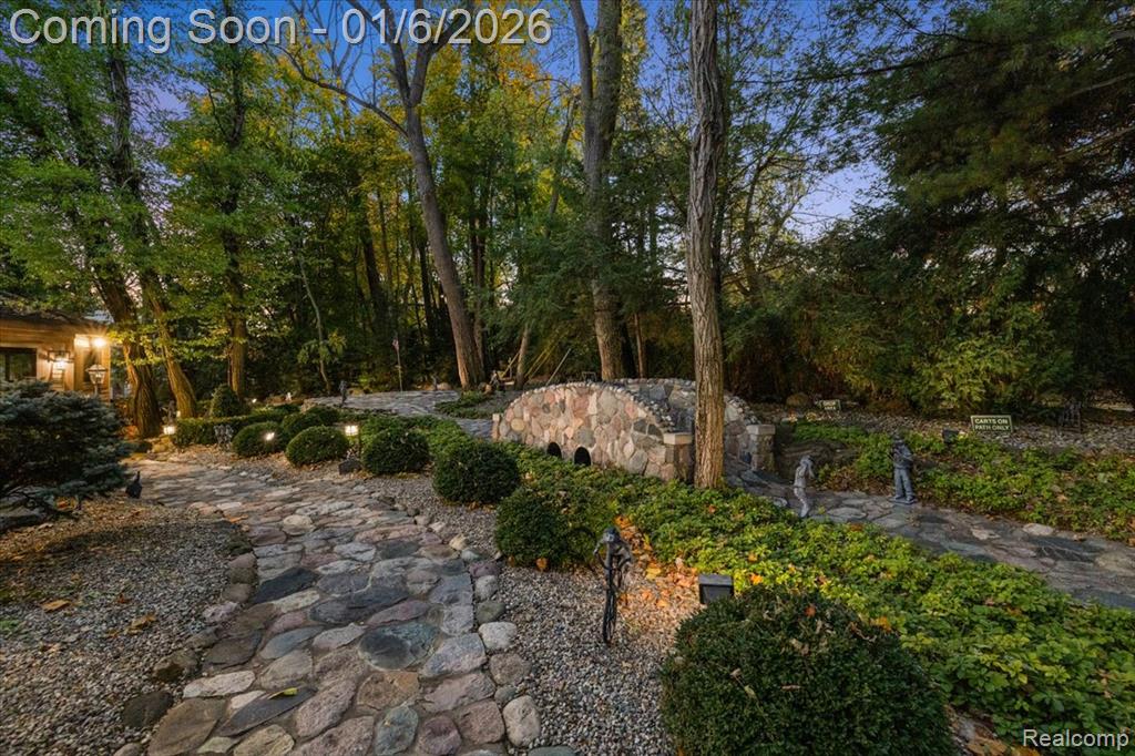 7310 Sandy Creek Lane, Bloomfield Hills, MI 48301 — Photo 70