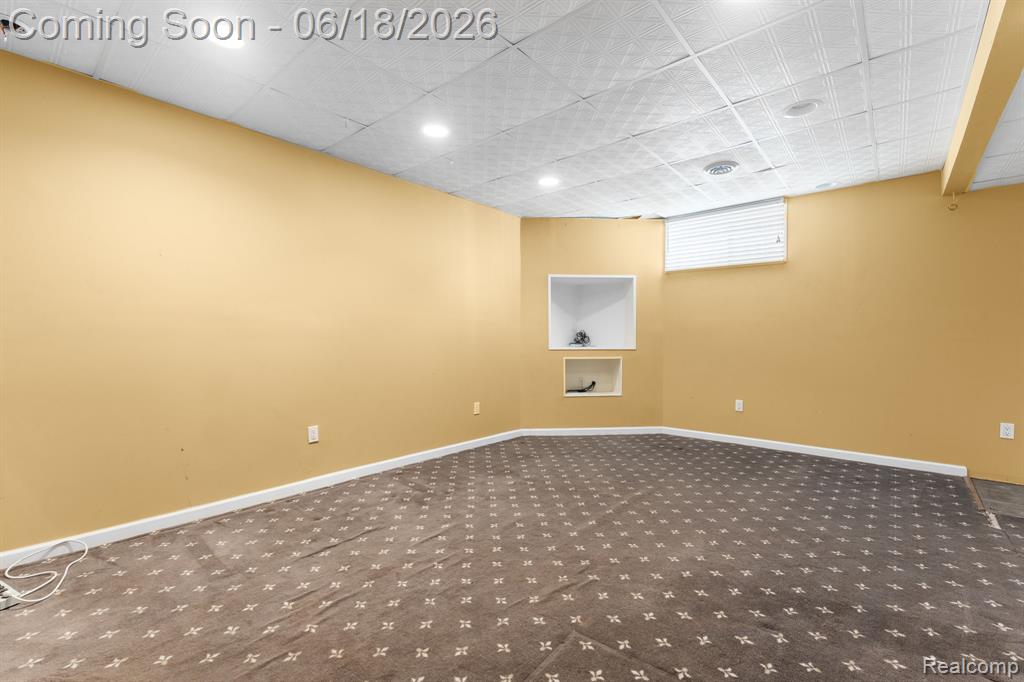 43126 Alcott Circle, Novi, MI 48377 — Photo 48