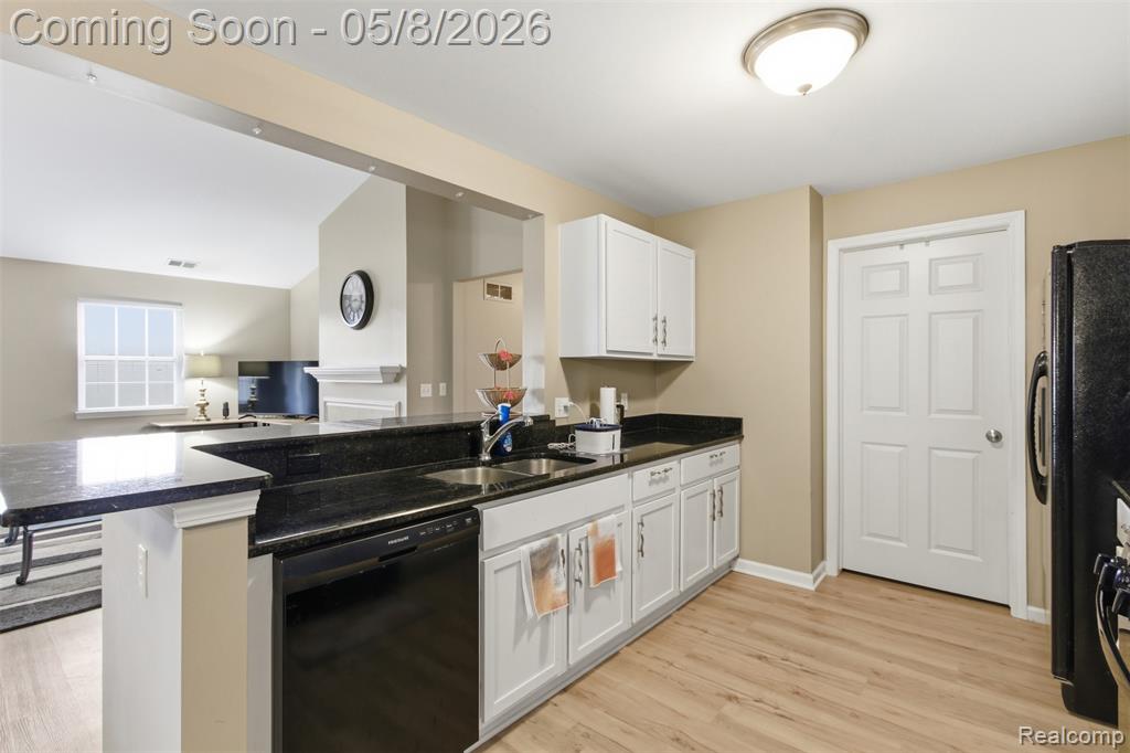 21582 Majestic Drive, Trenton, MI 48183 — Photo 11