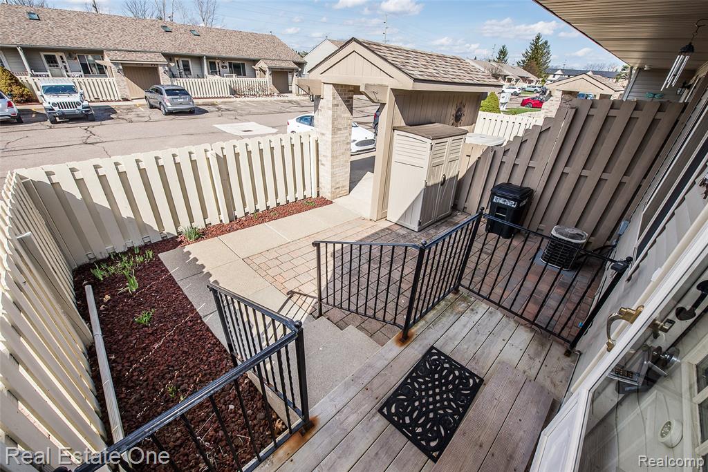 62181 ARLINGTON CIRCLE, 4, South Lyon, MI 48178 — Photo 6