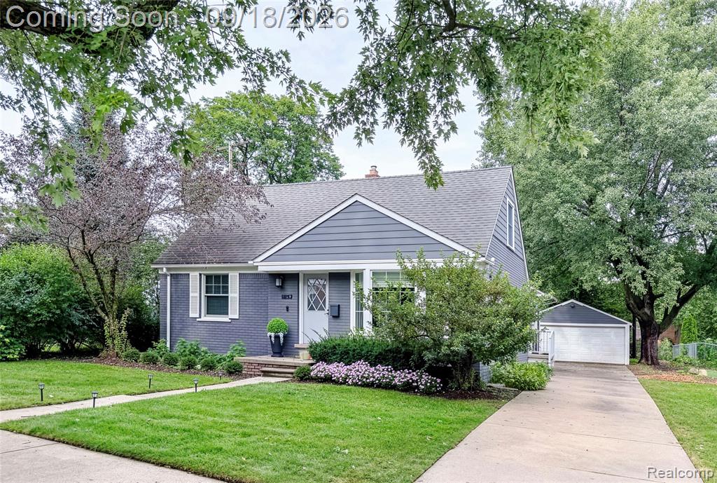 1617 Penistone Street, Birmingham, MI 48009