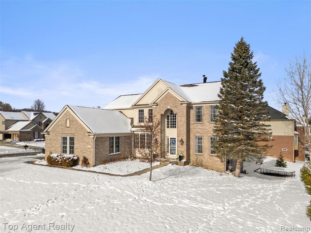 668 Berridge Circle, Lake Orion, MI — Photo 53