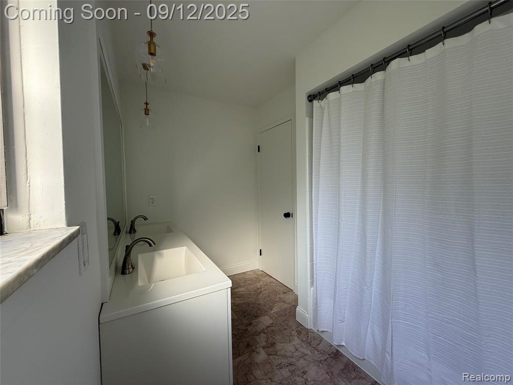 4732 Ardmore Drive, Sterling Heights, MI 48310 — Photo 22