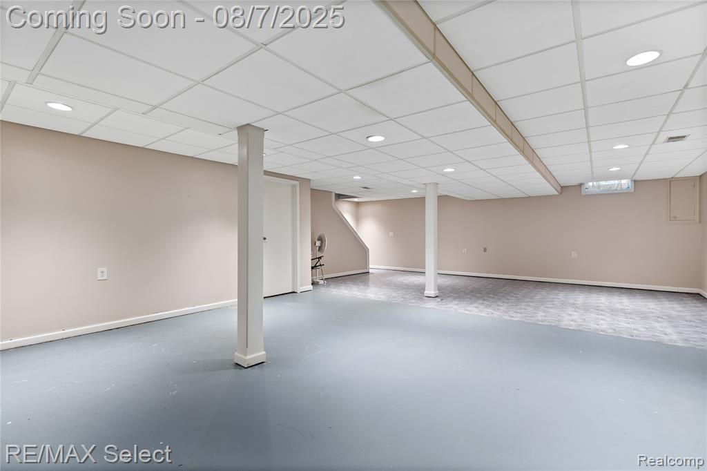 8052 Rose Lane, Goodrich Vlg, MI — Photo 32