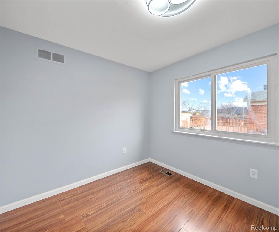 44359 REGIS, Canton, MI 48187 — Photo 27
