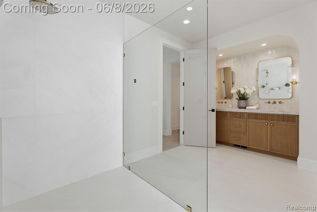 503 GIRARD Avenue, Royal Oak, MI 48073 — Photo 60