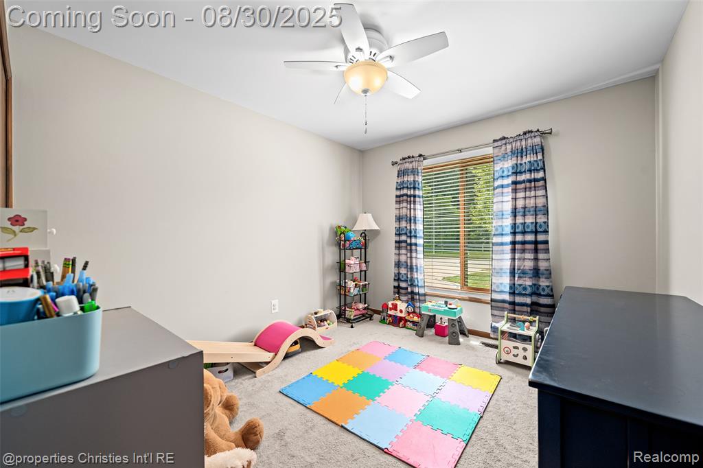 46502 Springhill Drive, Shelby Twp, MI 48317 — Photo 20