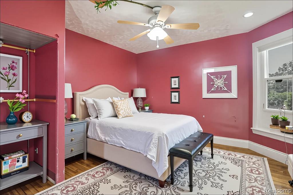 620 E 2ND Street, Flint, MI 48503 — Photo 23