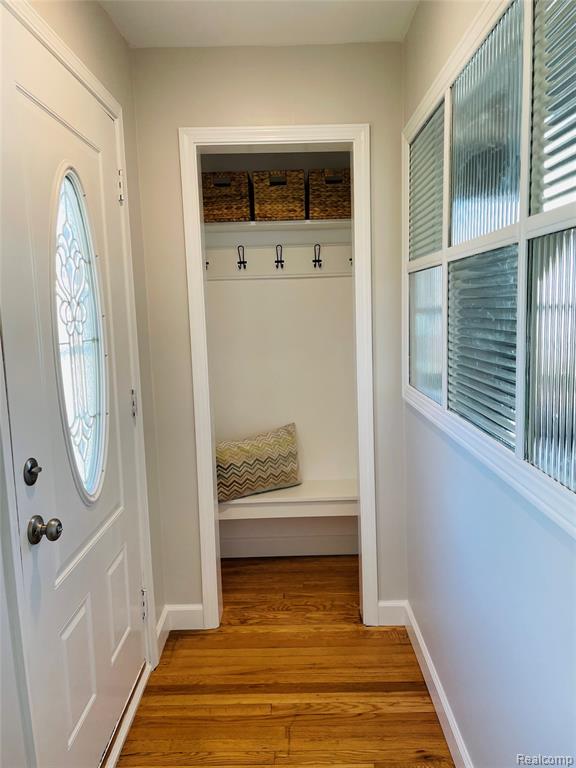 1040 E Maxlow Avenue, Hazel Park, MI 48030 — Photo 2