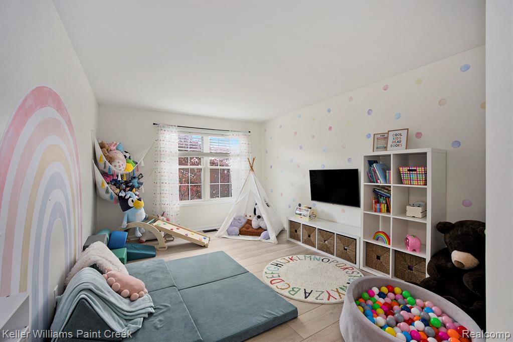 80 Franklin Wright Boulevard, Lake Orion, MI 48362 — Photo 17