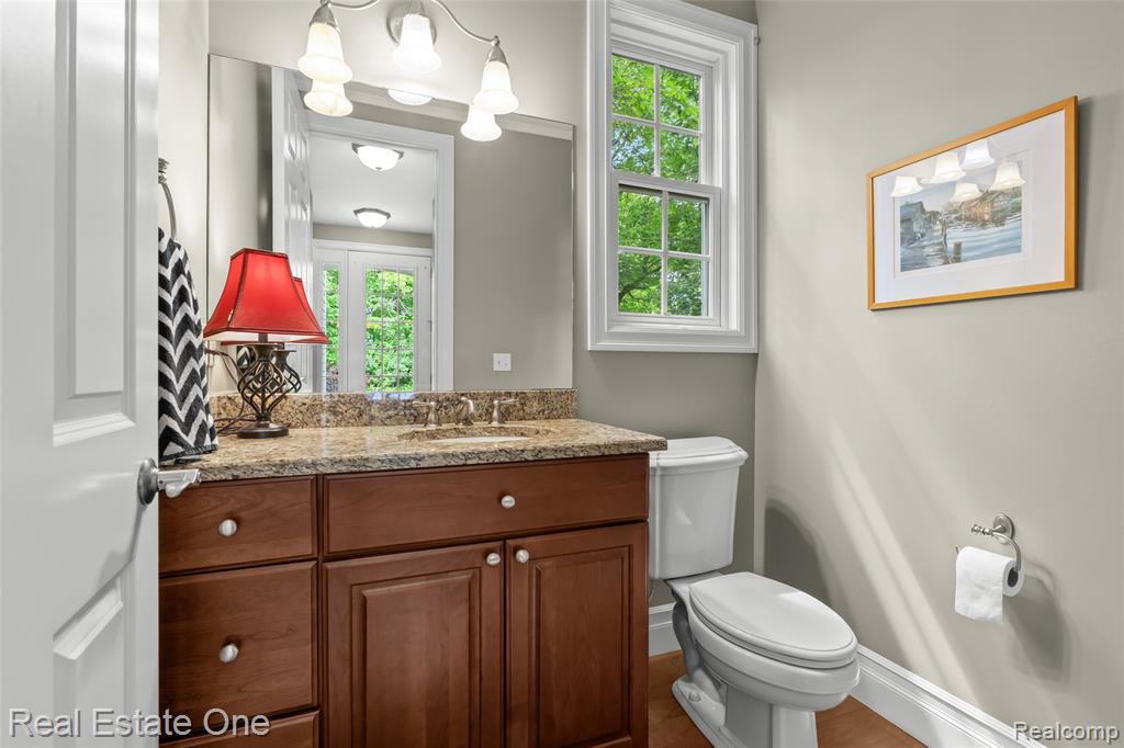 477 E Commerce Street, Milford, MI 48381 — Photo 15