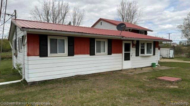 3595 Hutchinson Road, North Branch, MI 48461 — Photo 4