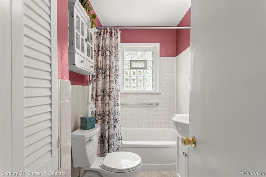 919 Whitcomb Avenue, Royal Oak, MI 48073 — Photo 12
