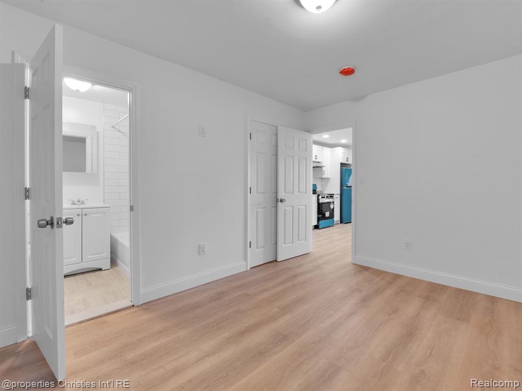 44 HIGHLAND Street, Highland Park, MI 48203 — Photo 20