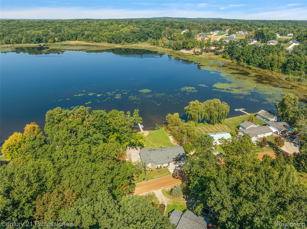 2679 Lakeview Drive, Ortonville, MI 48462 — Photo 51