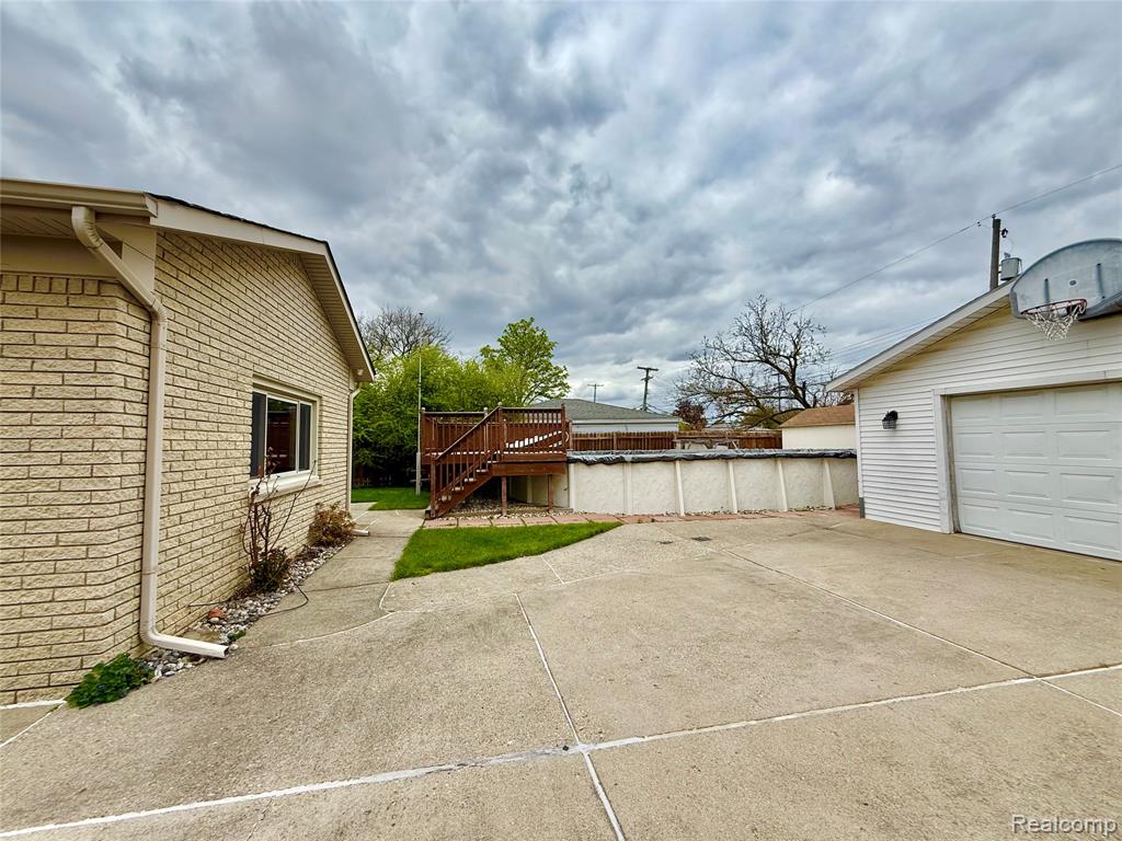 27334 Perry Street, Roseville, MI 48066 — Photo 34