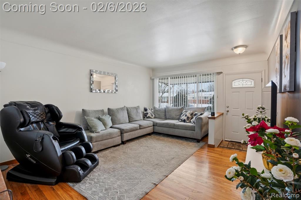 4715 Shell Court, Warren, MI 48091 — Photo 4
