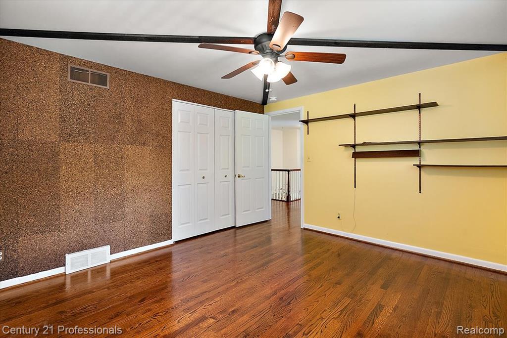 633 Foxhall Road, Bloomfield Hills, MI 48304 — Photo 48