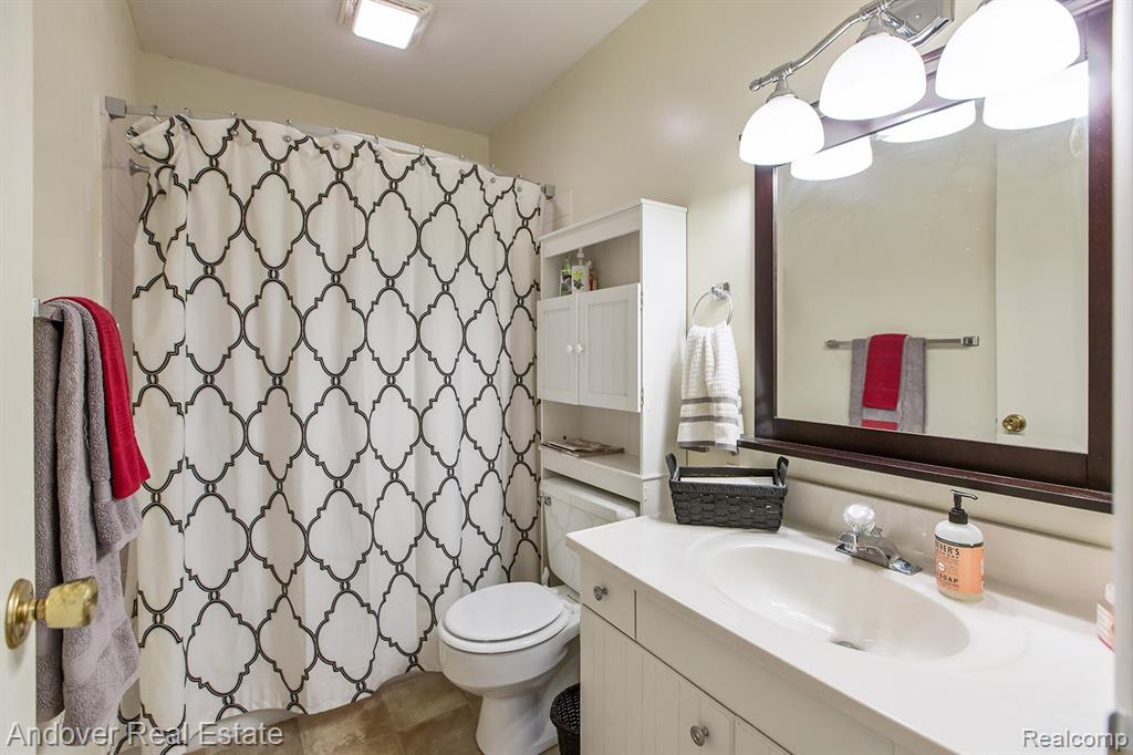 600 Garrison Rd Road, Battle Creek, MI 49017 — Photo 9