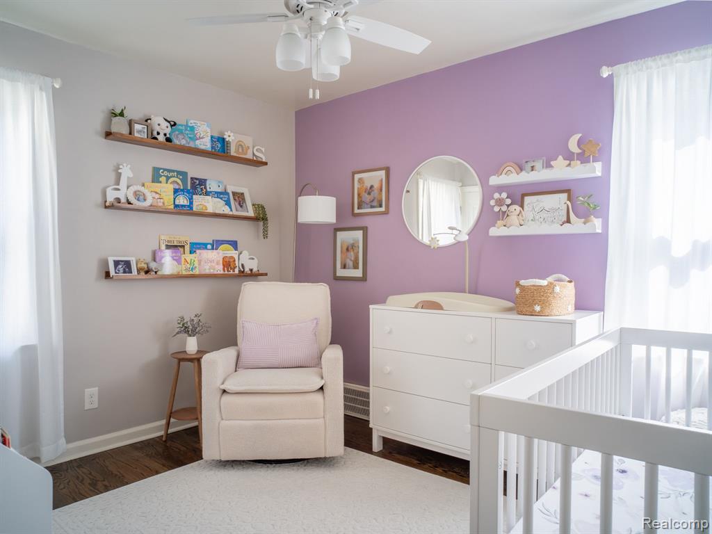 512 N REMBRANDT Avenue, Royal Oak, MI 48067 — Photo 10