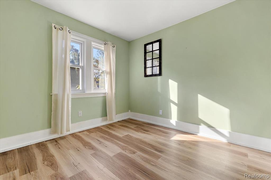 5815 Chicago Road, Warren, MI 48092 — Photo 25